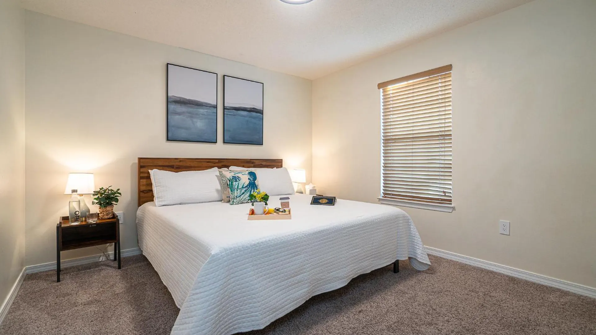 Heated Pool And Golf Cart, Walk To Beach! Best Deal! * Destin
