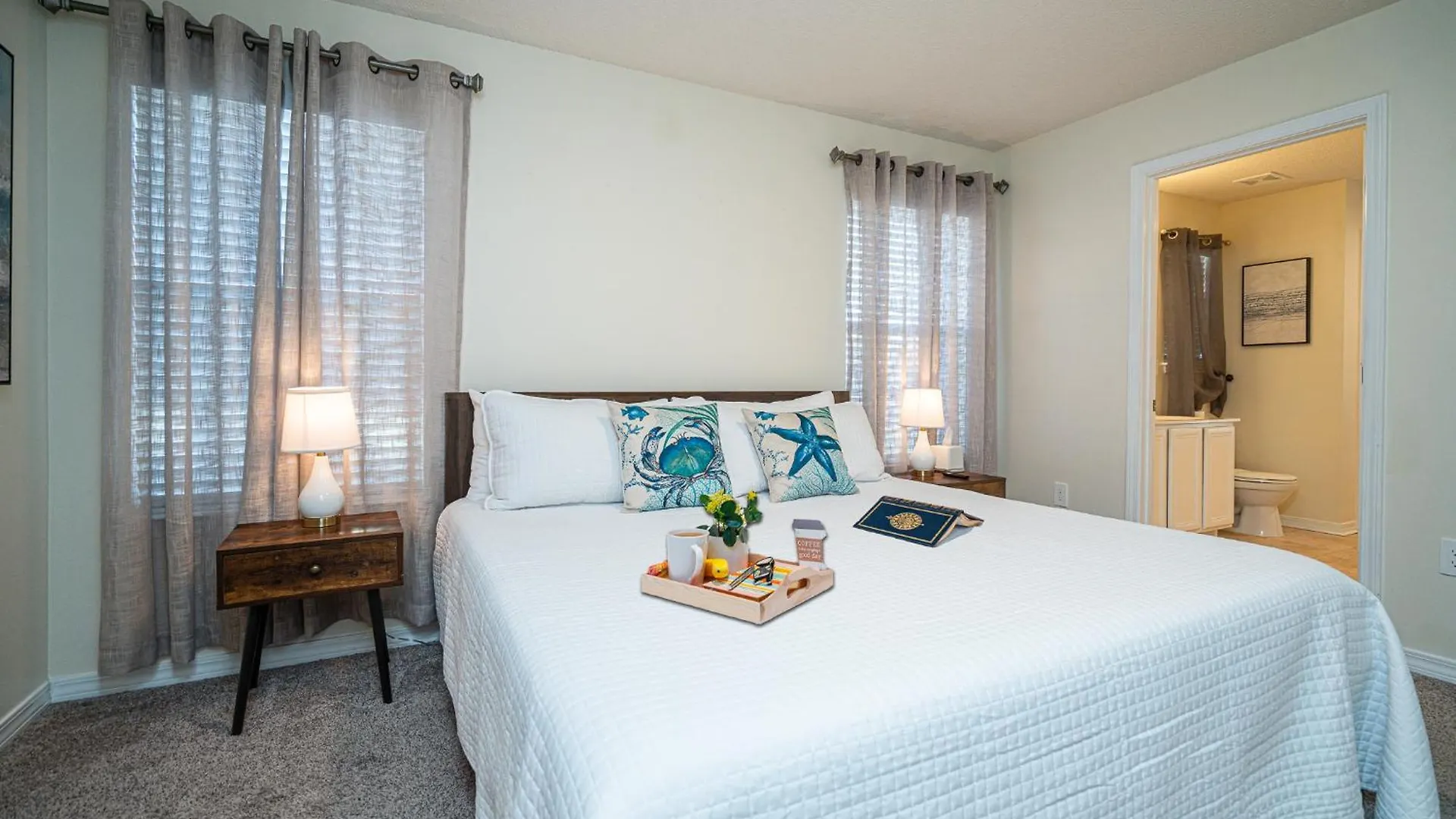 Heated Pool And Golf Cart, Walk To Beach! Best Deal! * Destin