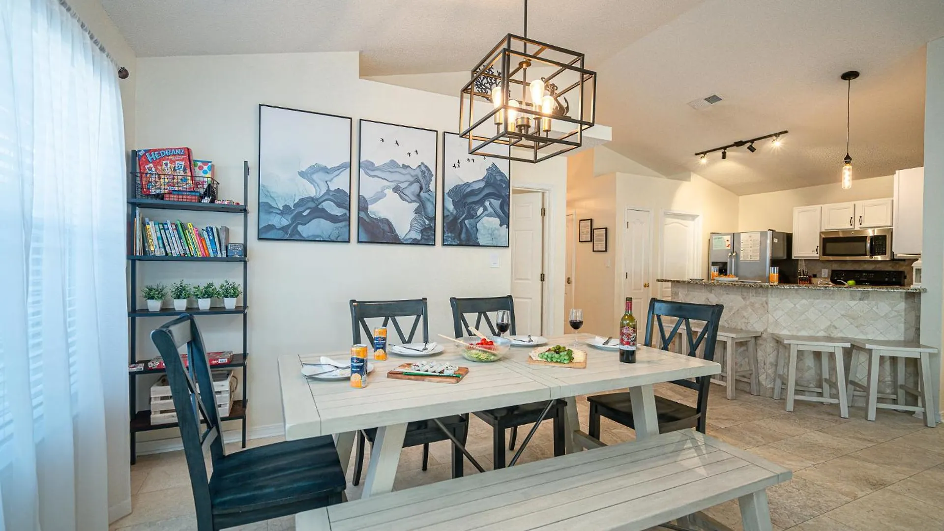 Heated Pool And Golf Cart, Walk To Beach! Best Deal! *