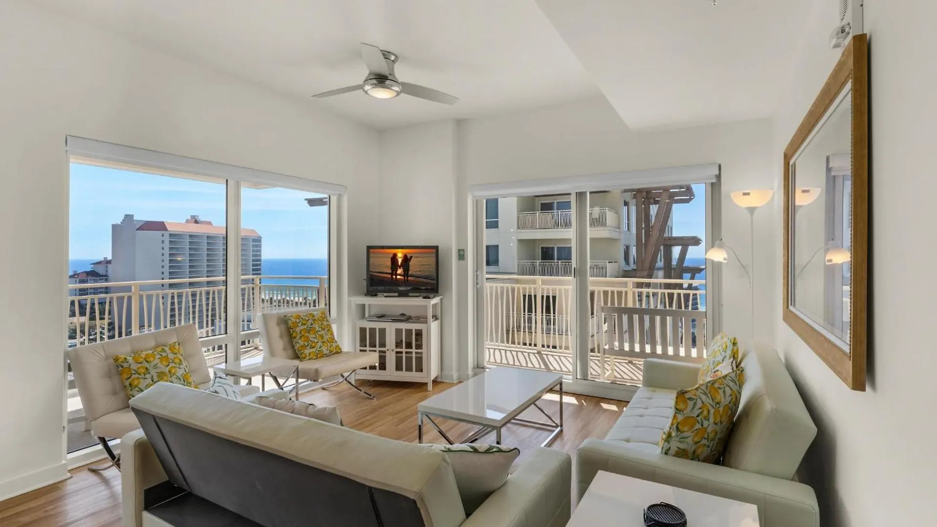 Luau Retreat Holiday home Destin