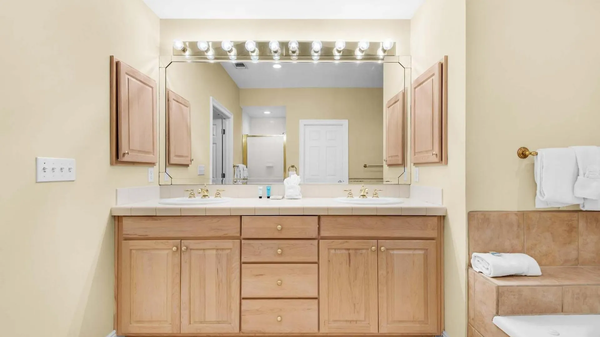 Holiday home Captiva #103 *