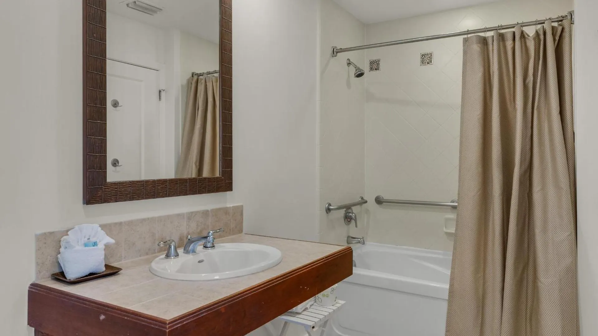 Luau Retreat Holiday home Destin
