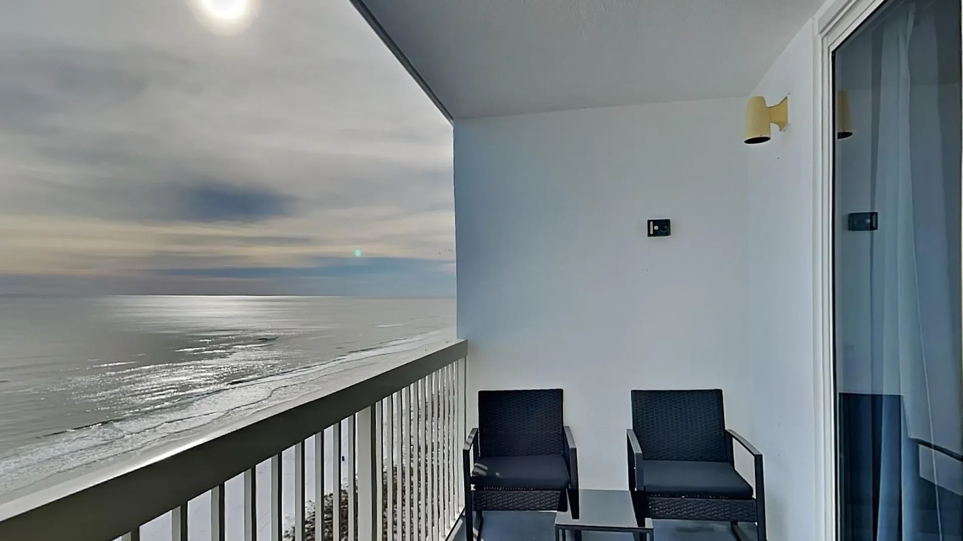 Pelican #1403 Apartment