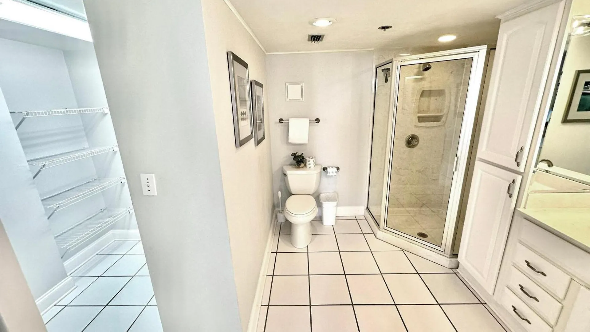 4048 Beachside One Destin