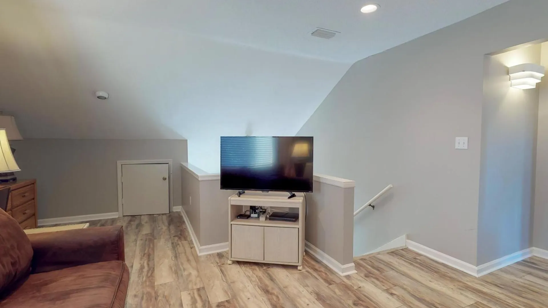 5191 Beachwalk *
