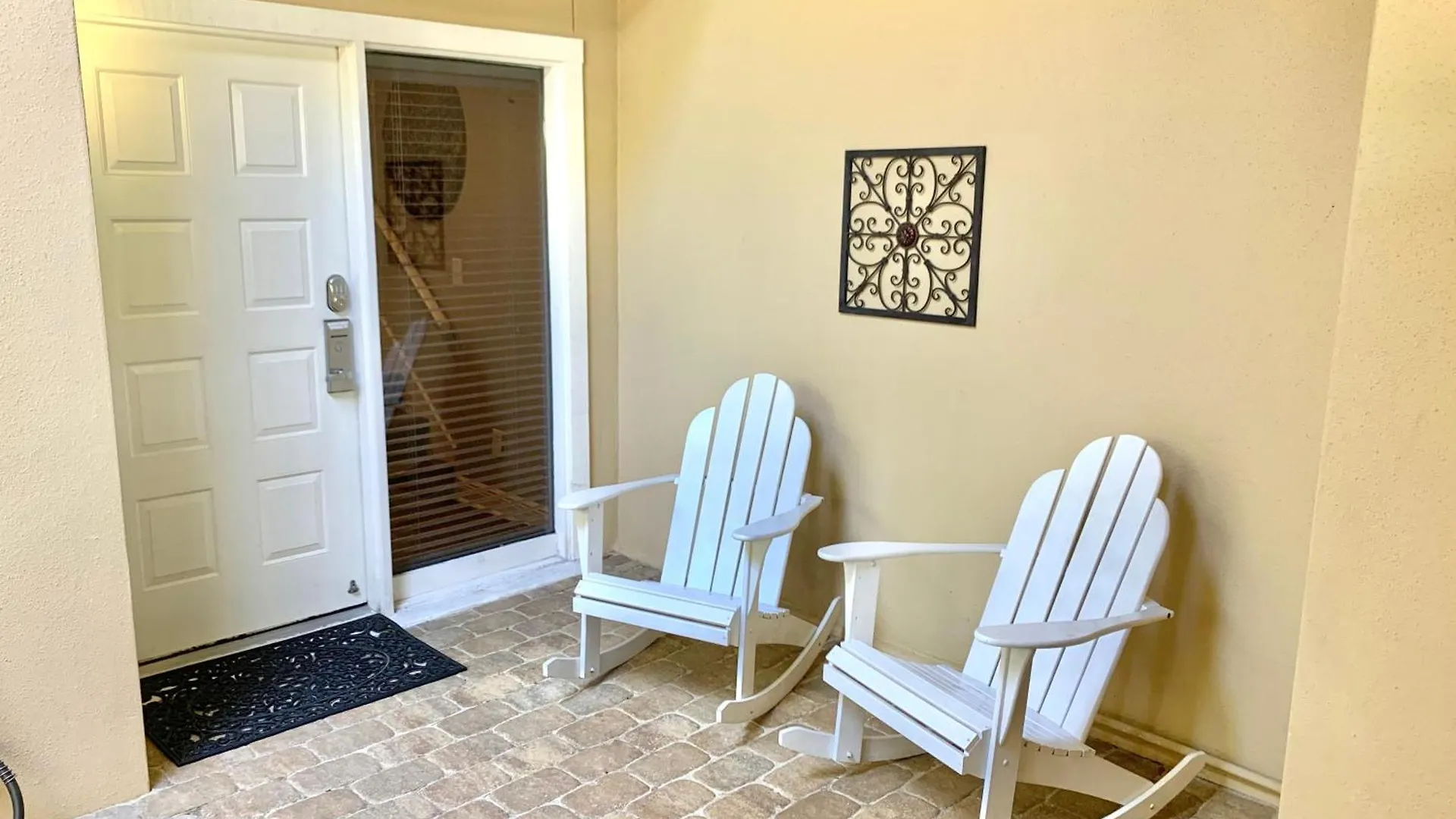 5128 Beachwalk