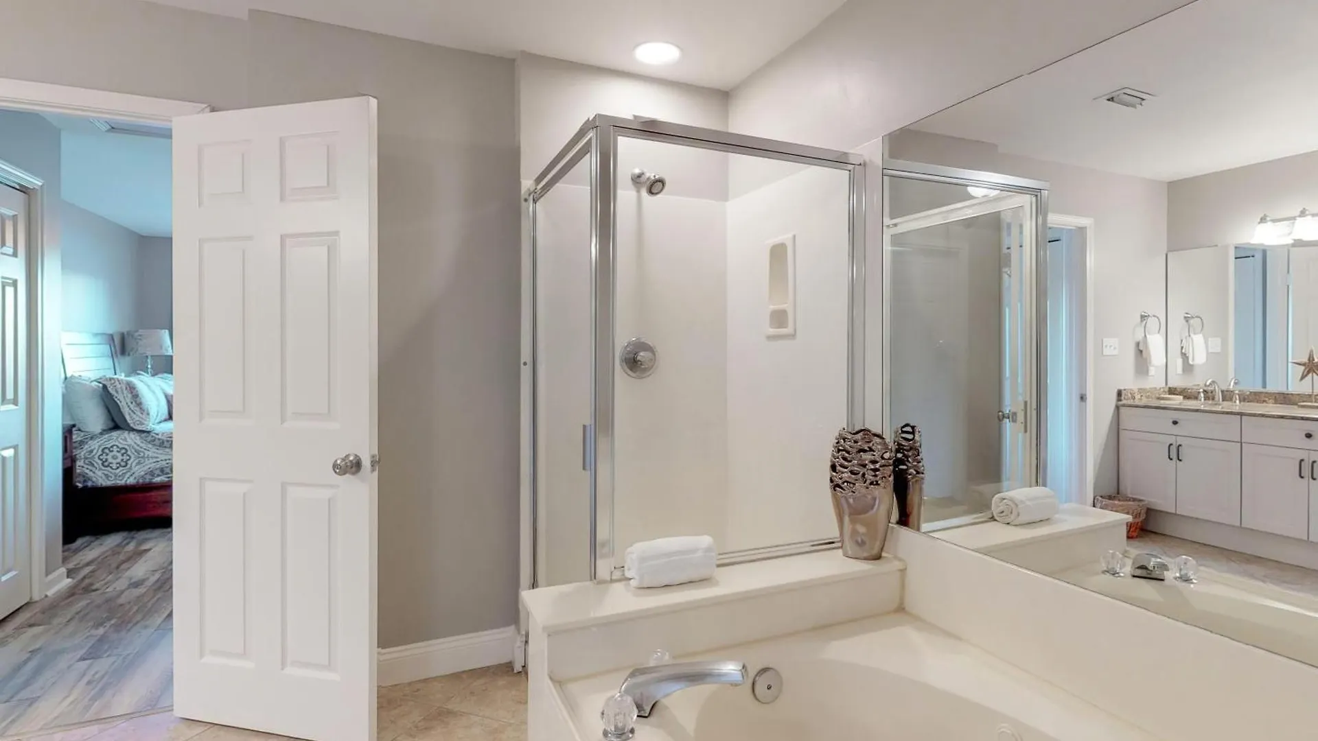 5191 Beachwalk
