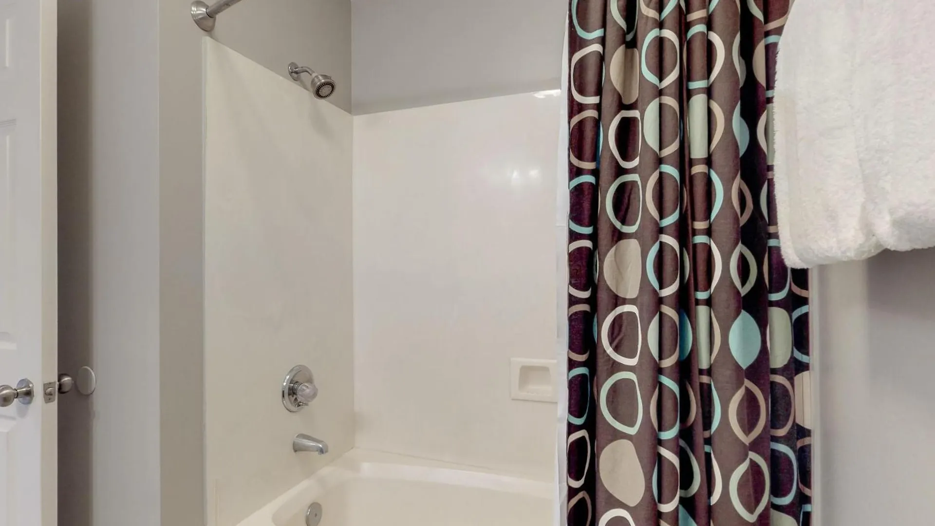 5191 Beachwalk * Destin