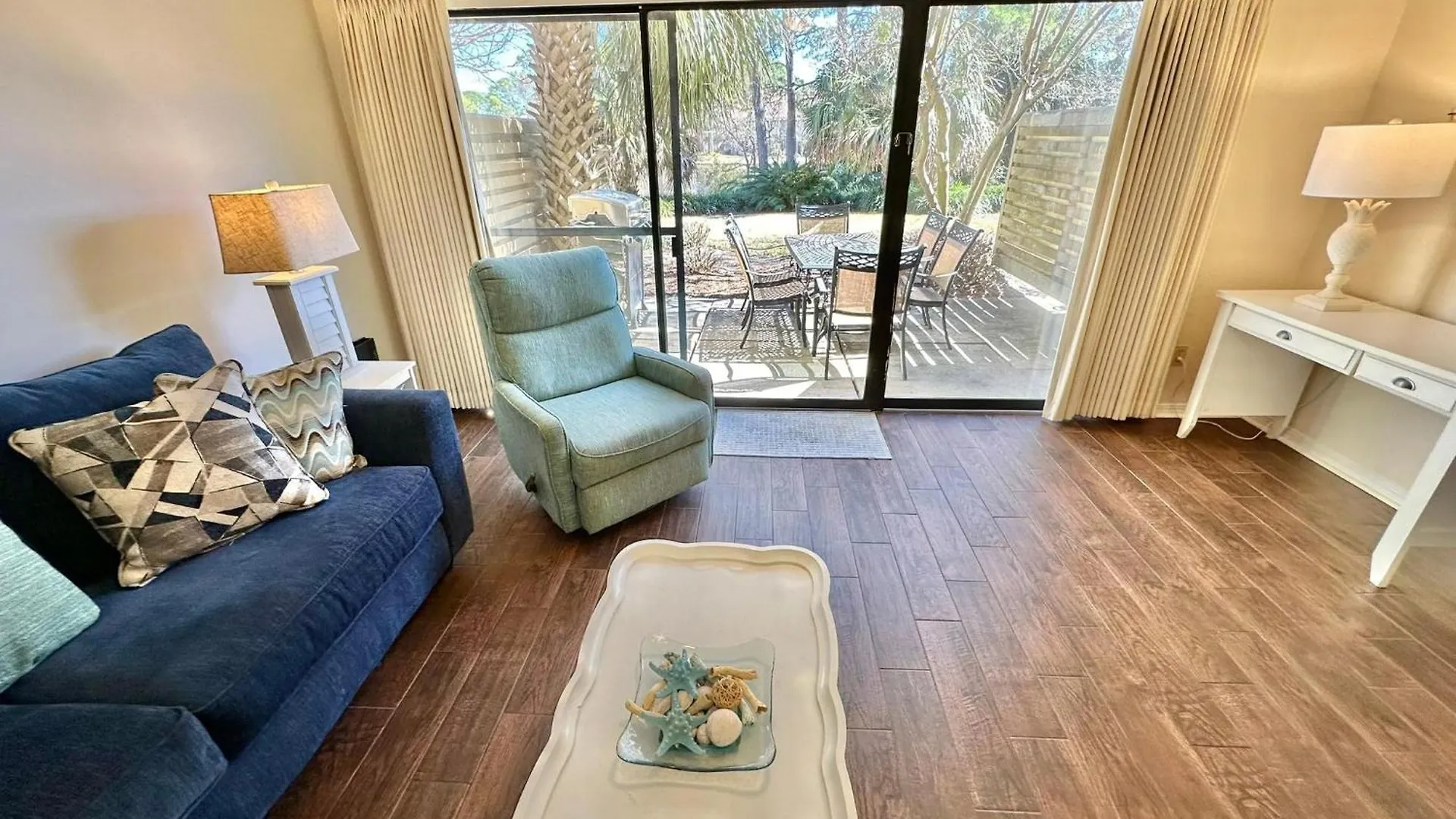 5177 Beachwalk