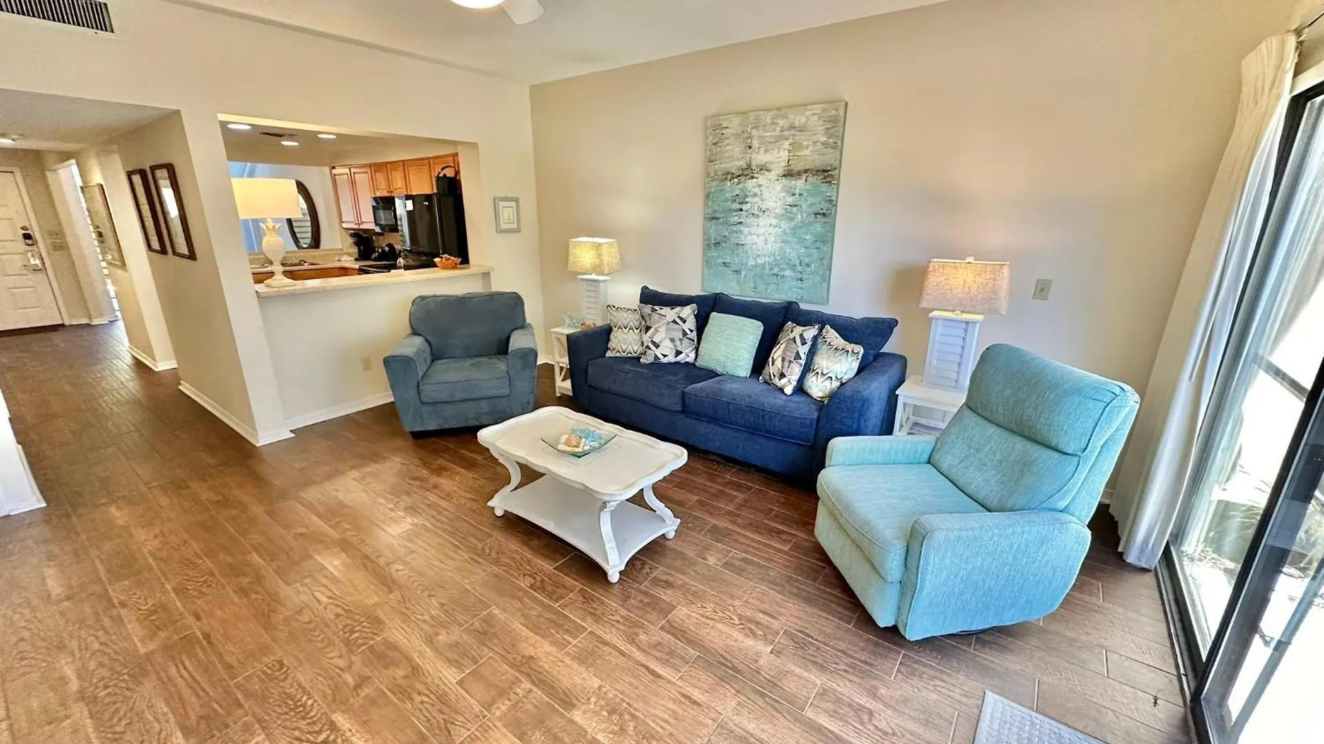 5177 Beachwalk