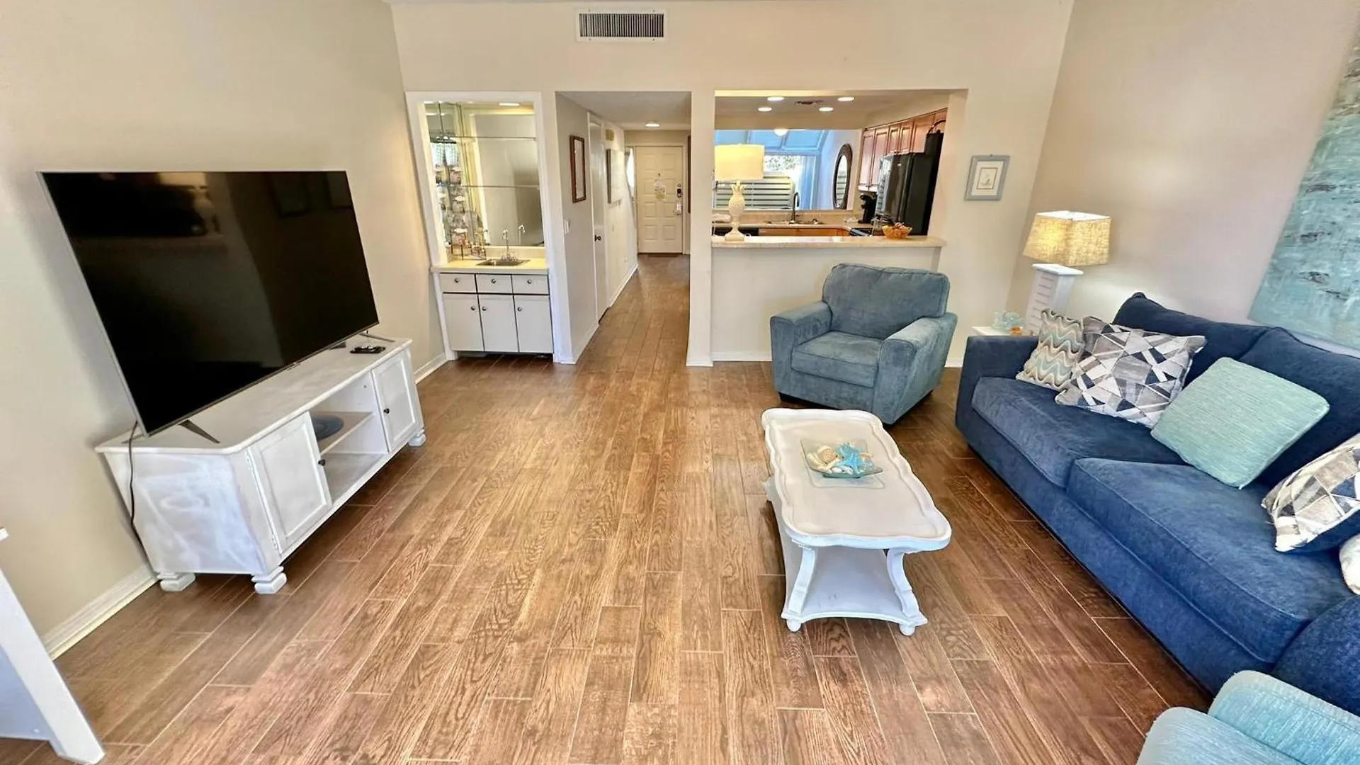 5177 Beachwalk *