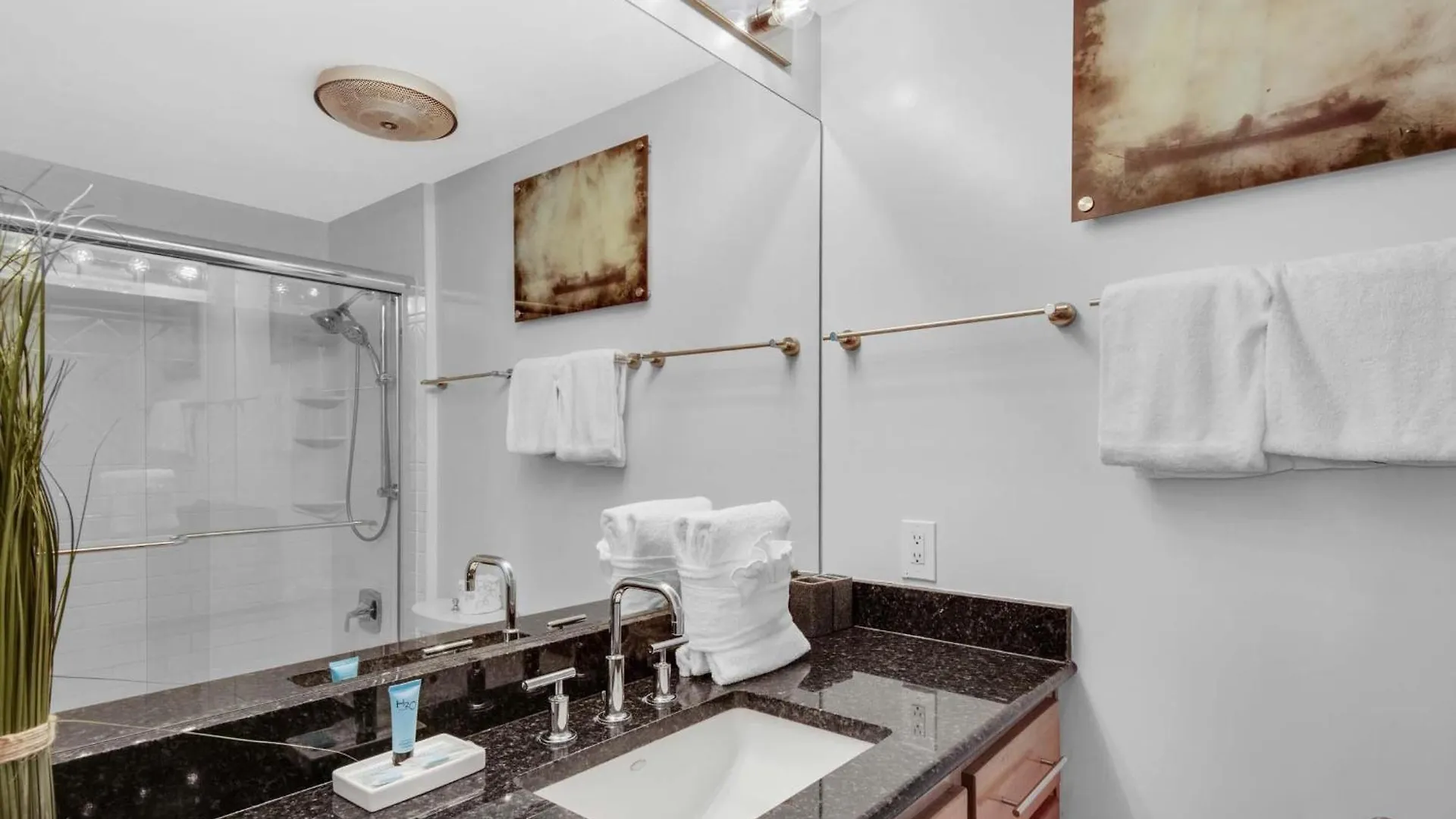 Enclave 701b- Paradiso Del Regno Holiday home *