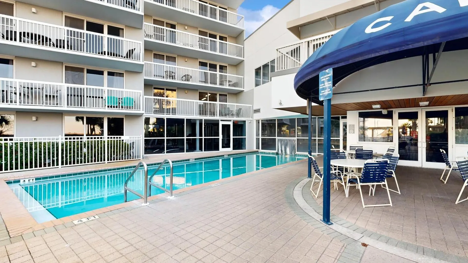 Pelican 304 Destin