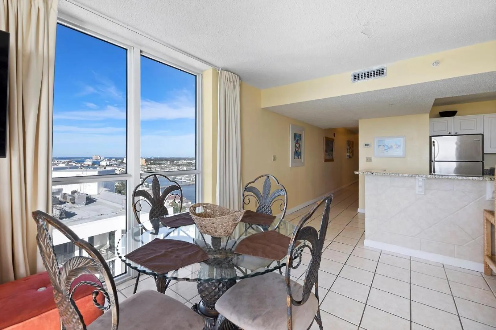 Pelican 1911 Apartment Destin