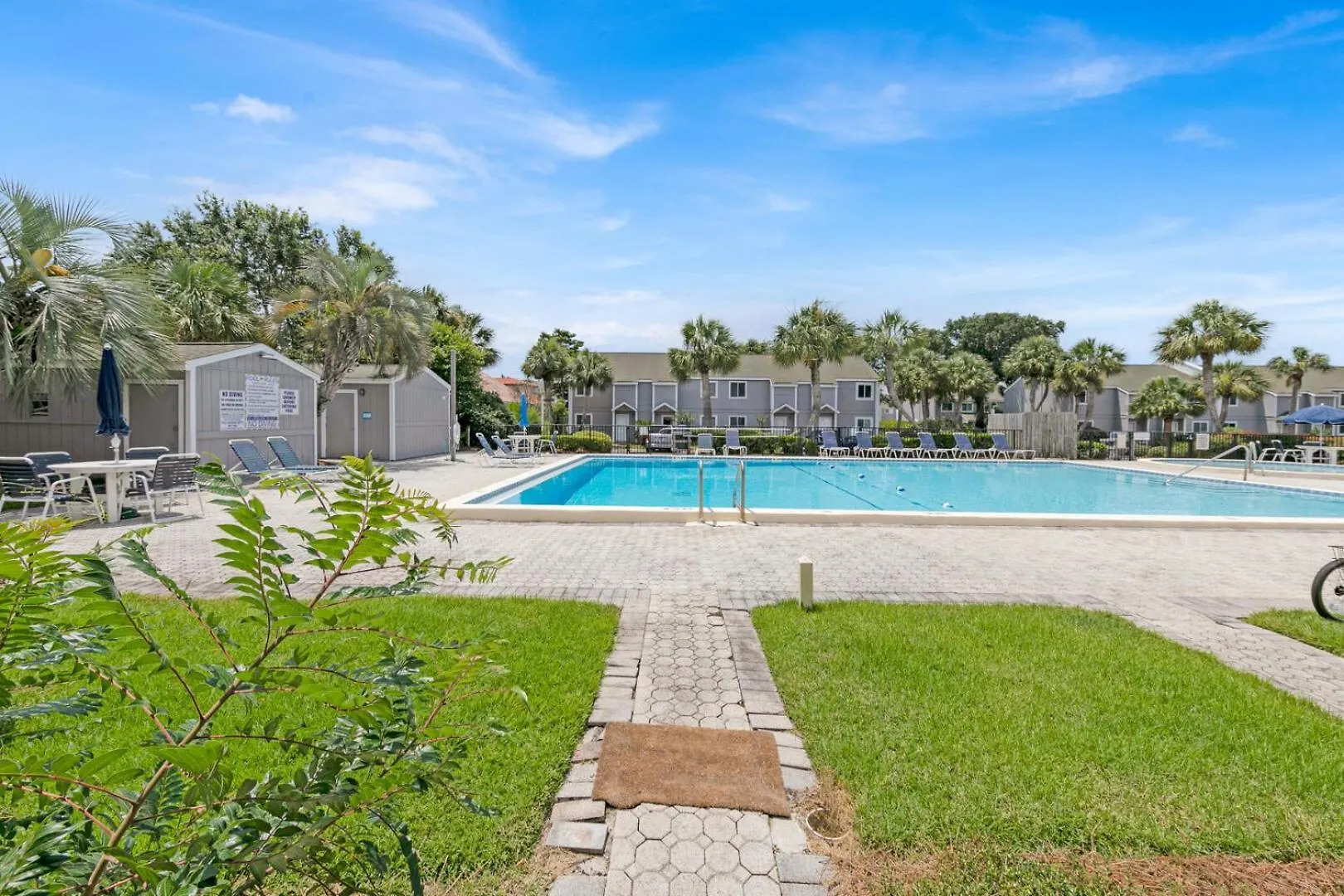 Southbay By The Gulf 11 A 4 Bedroom Townhome With Access And 300ft Of Private *