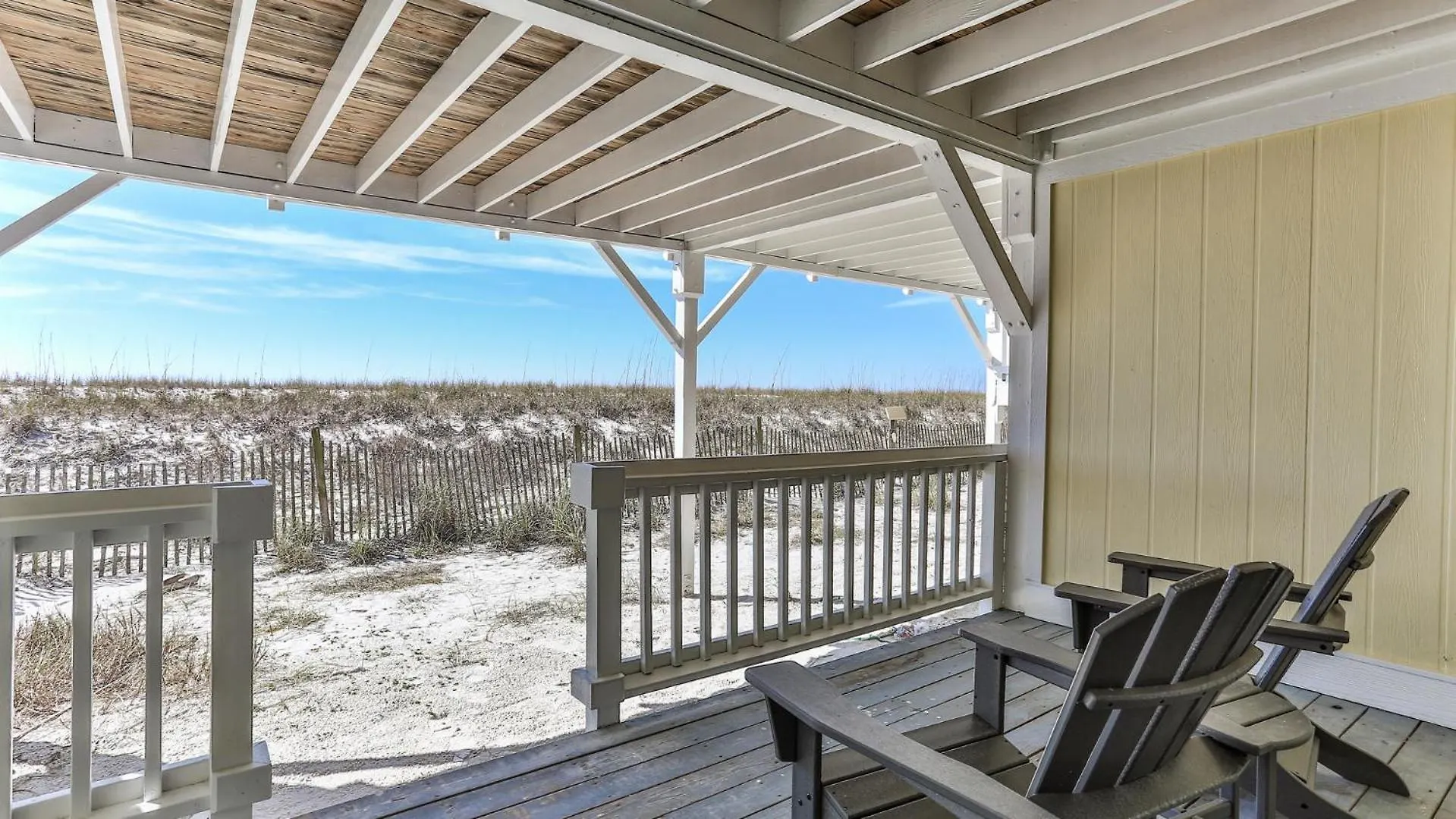 Southbay By The Gulf 131 A Completely Renovated 3 Bedroom Front Townhome In Holiday home