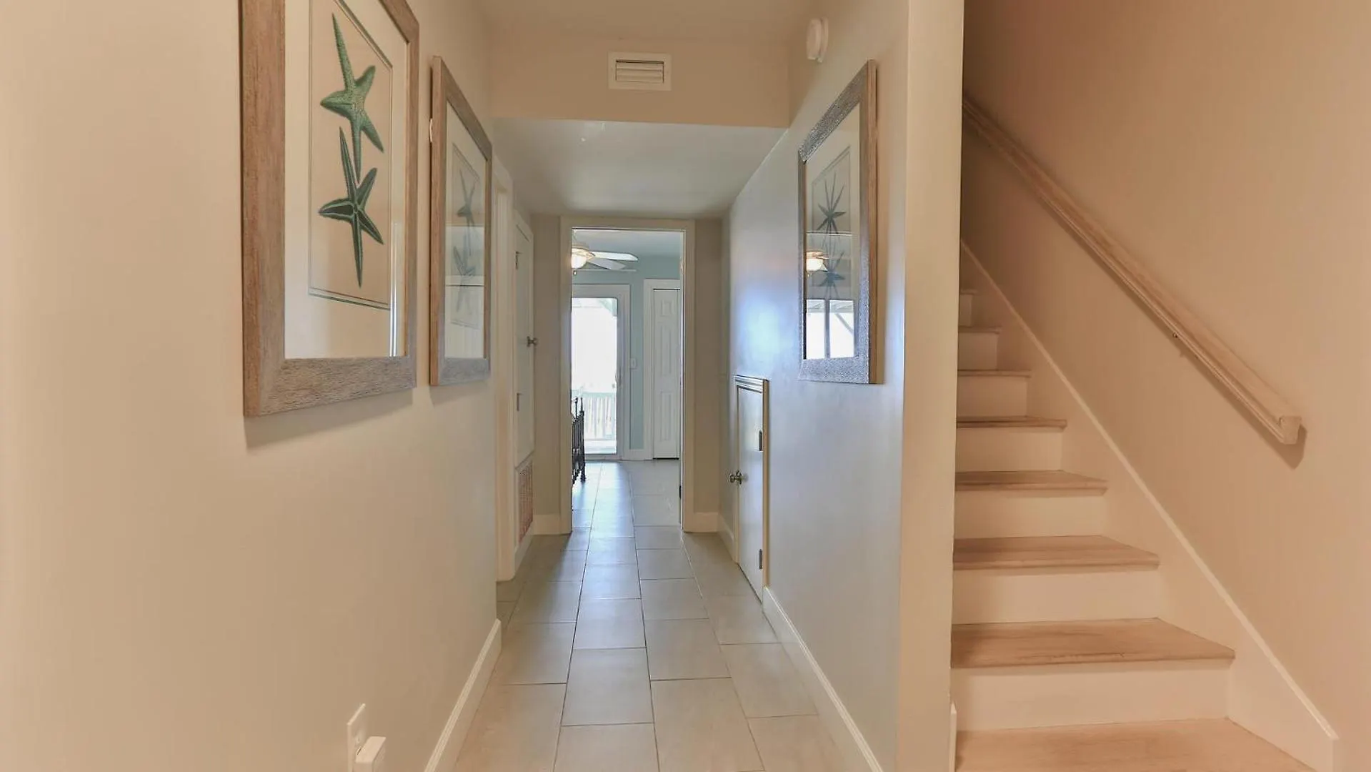 Southbay By The Gulf 132 Is A Completely Renovated 3 Bedroom Front Townhome In Holiday home
