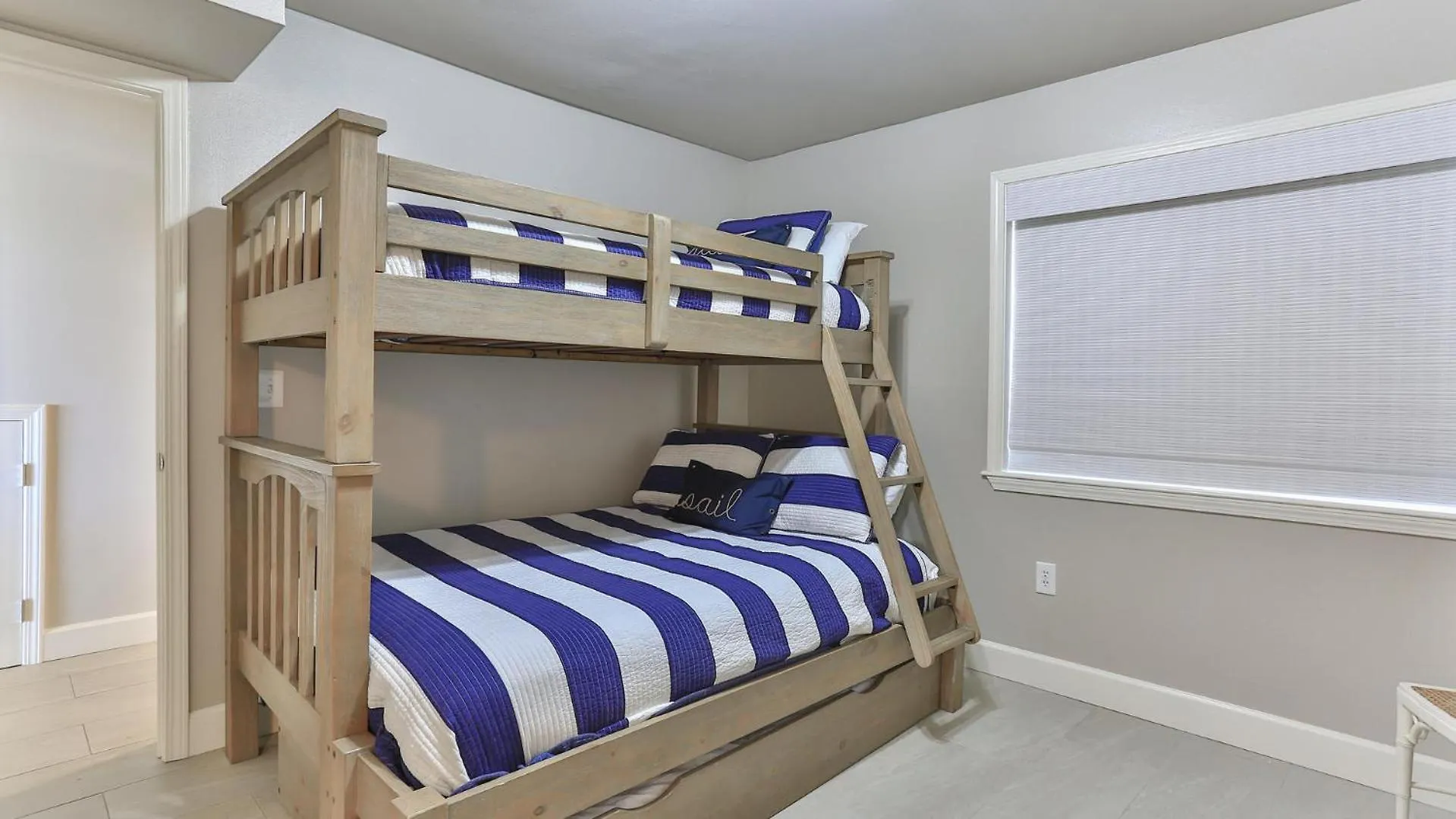 Holiday home Southbay By The Gulf 132 Is A Completely Renovated 3 Bedroom Front Townhome In Destin
