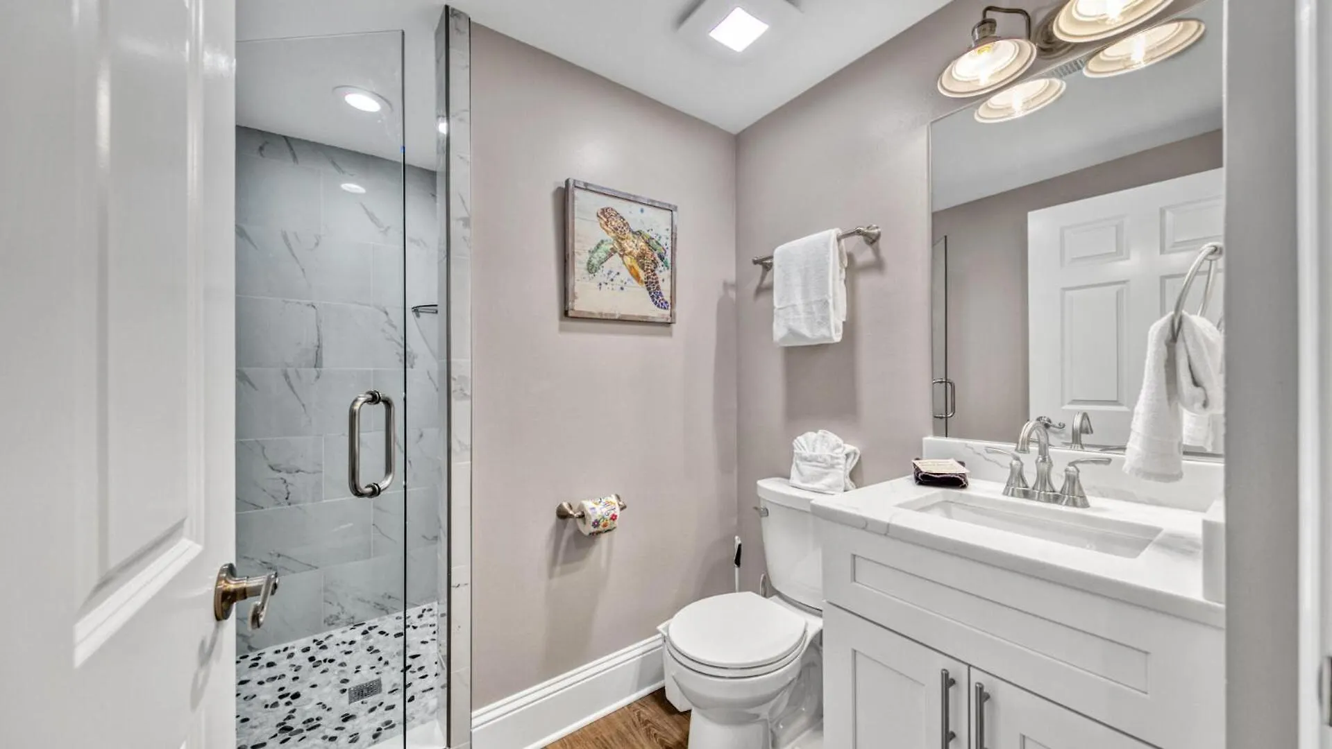 St Maarten 907 A Newly Renovated Luxury Front 3 Bedroom 9th Floor Private Elevator Holiday home Destin