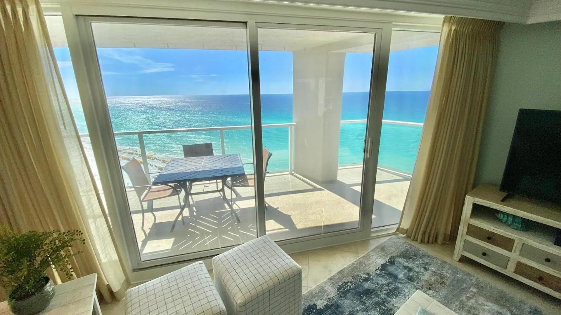 4349 Beachside Two Holiday home