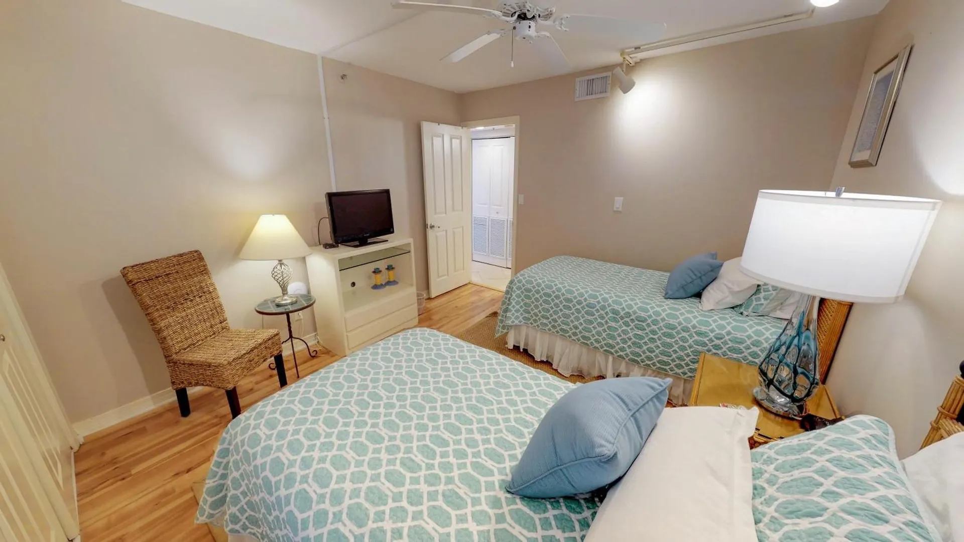 4135 Beachside One Holiday home *