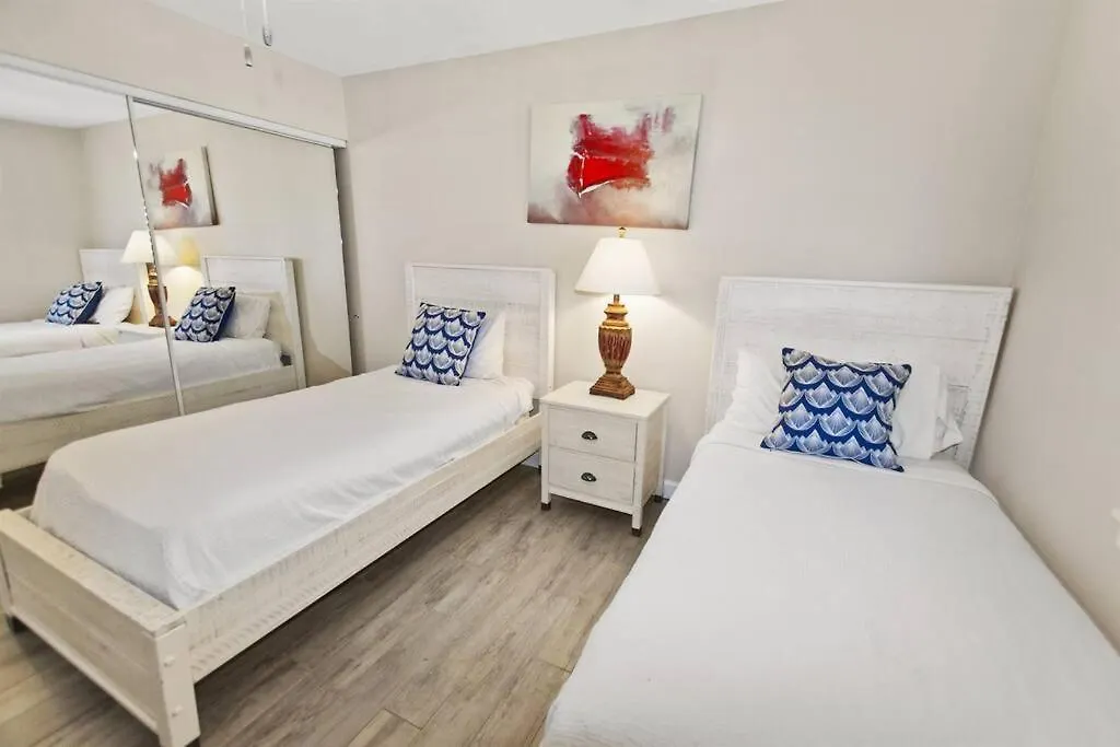 Emerald Towers 1203 Aqua Vista Getaway Apartment *
