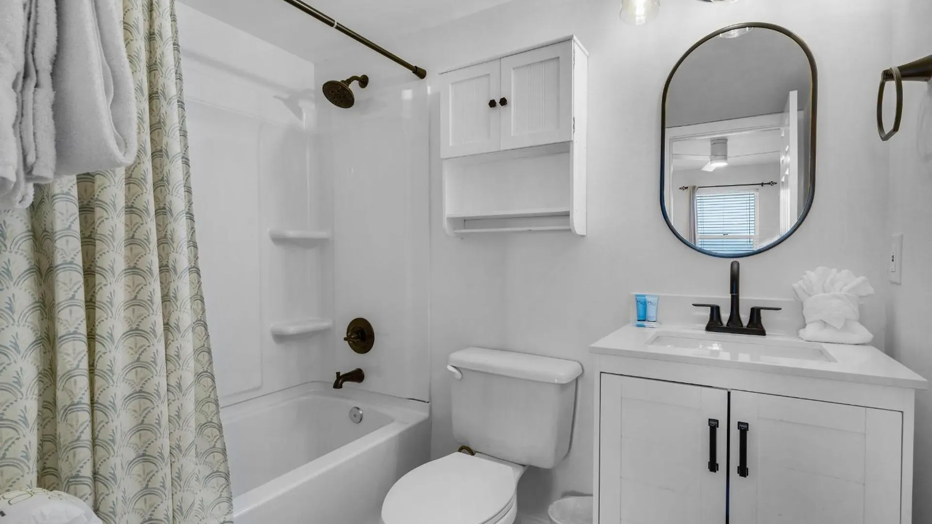 Pelican 1207 Destin