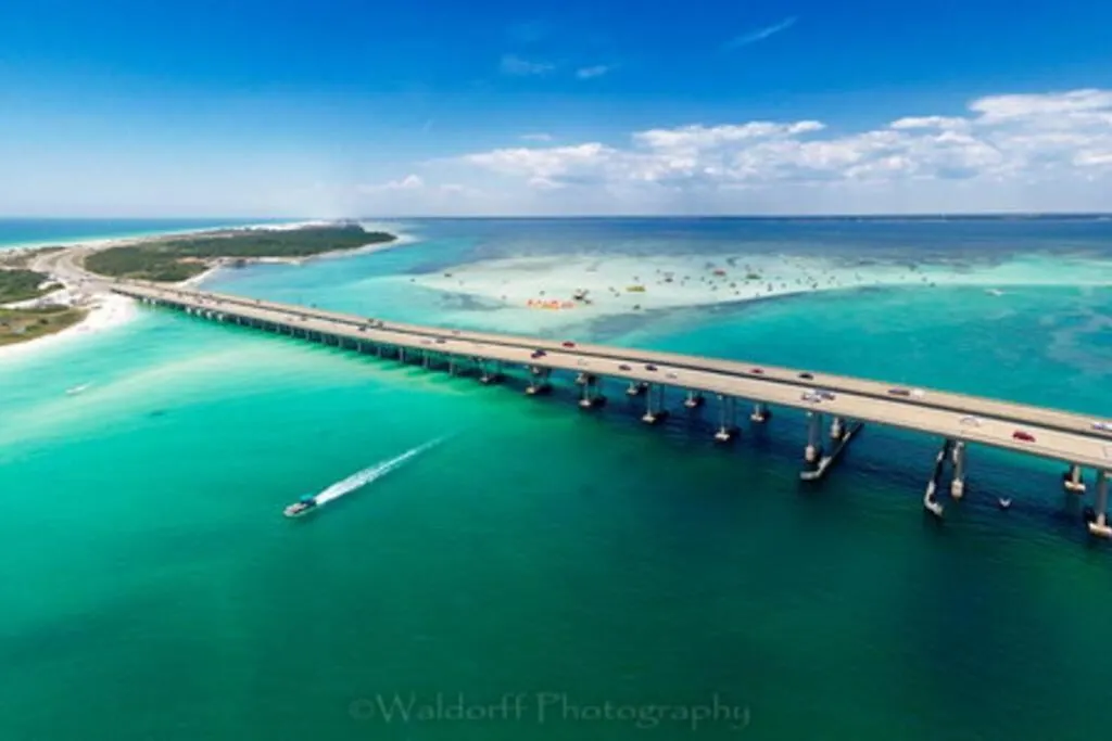 Pelican 1814 Ocean Escape * Destin