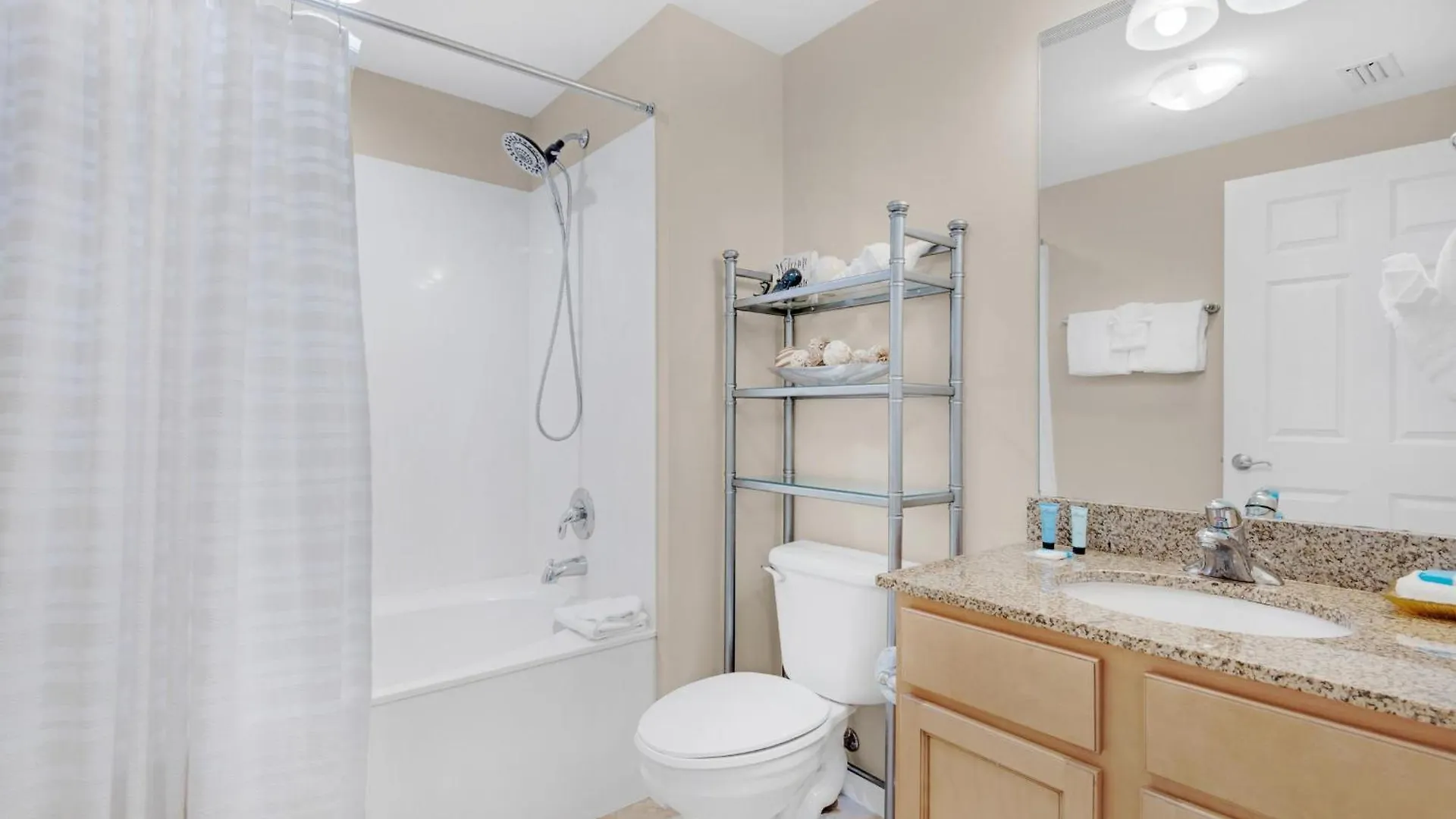 Palms #2713 Jr. 2br * Destin