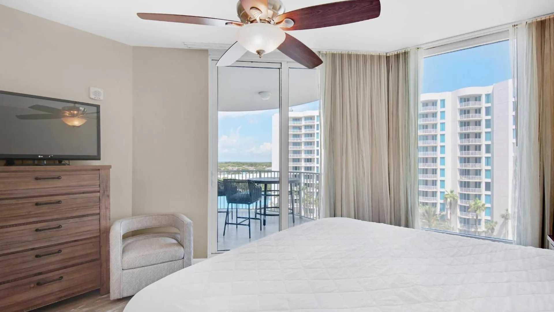 Palms #2713 Jr. 2br Holiday home Destin