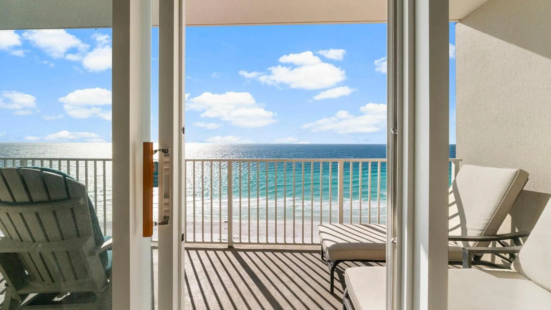 Majestic Sun A1104 Destin