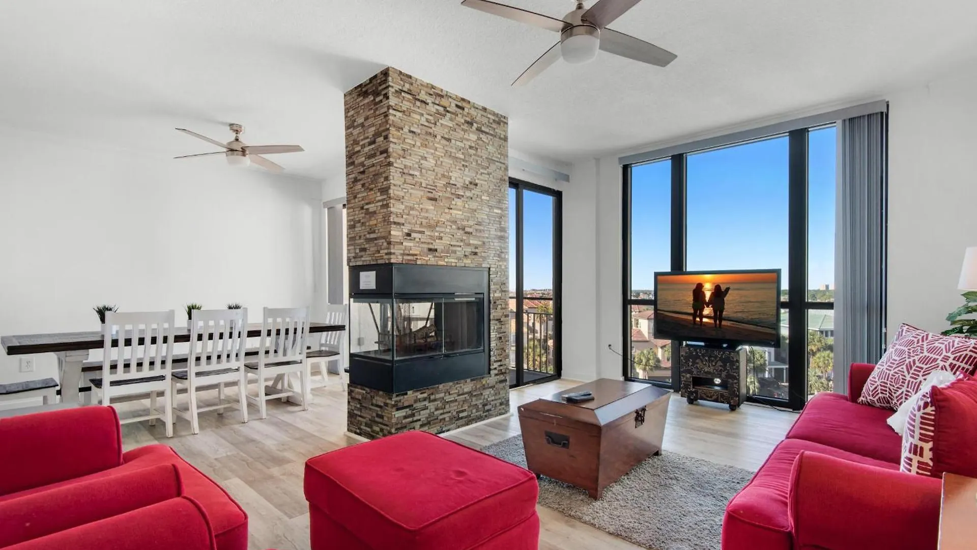 Enclave 702a Holiday home