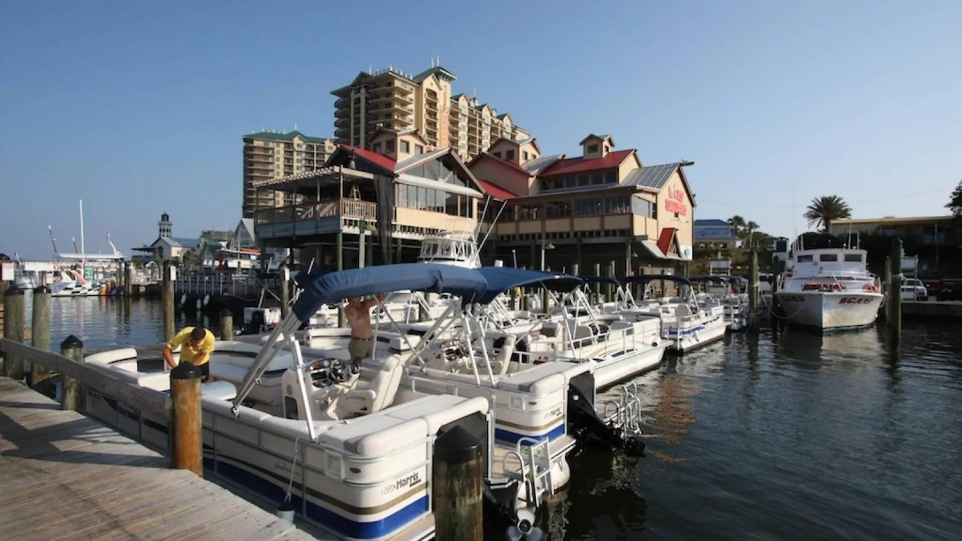Gulf Winds Court 202 - Emerald Cove Oasis * Destin