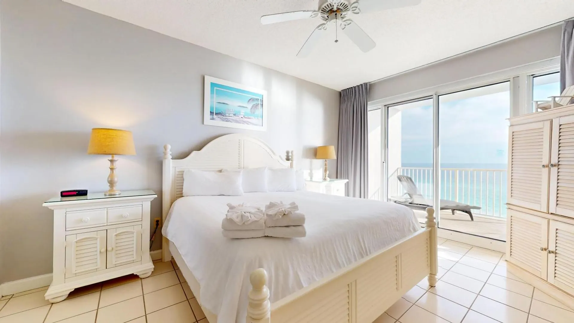 Holiday home Tides 0804