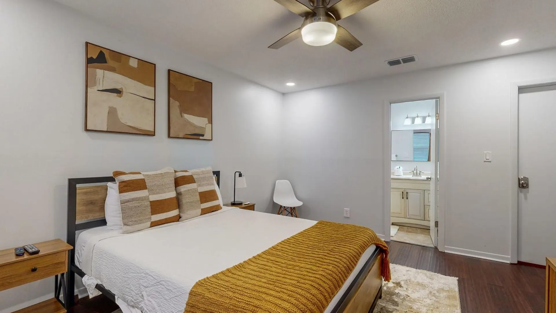 Apartment Nautical Way, Unit 111