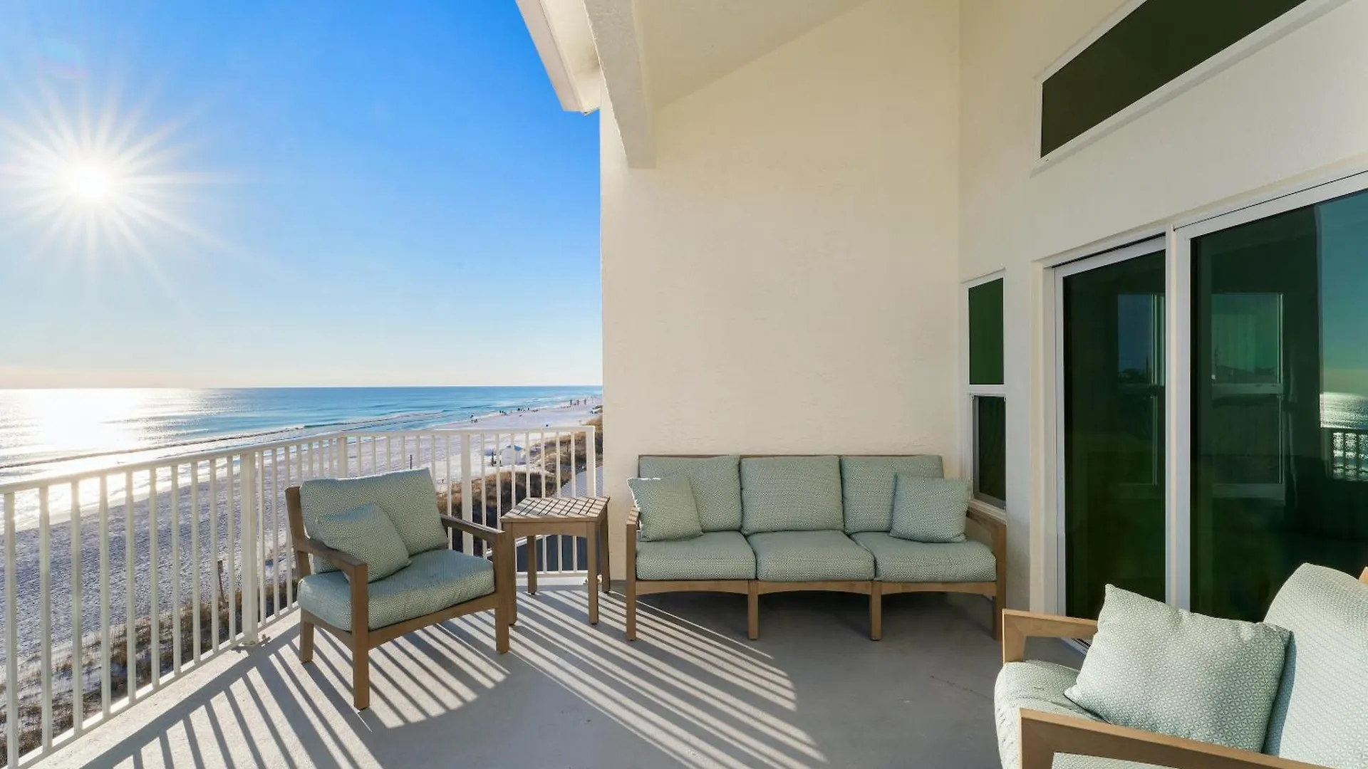 Club By Panhandle Getaways Apartment Destin