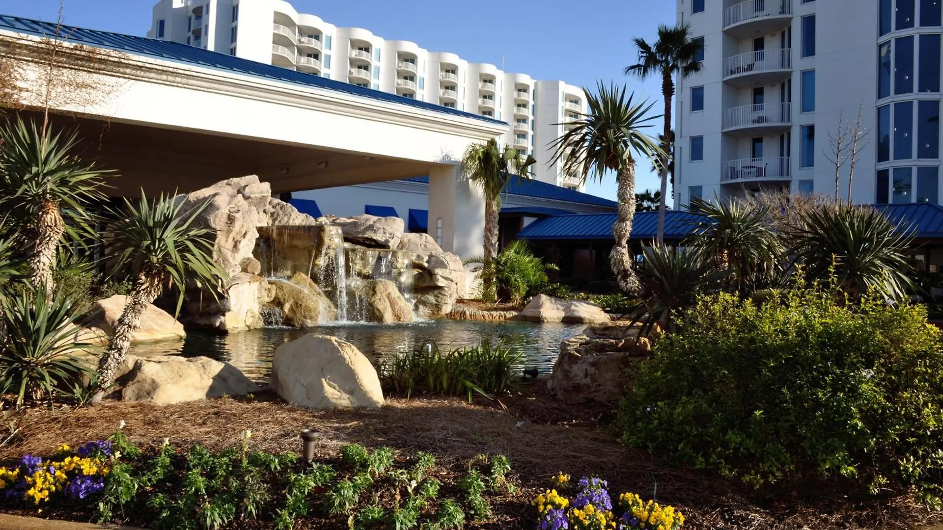 Poolside Paradise At The Palms Of - 2303