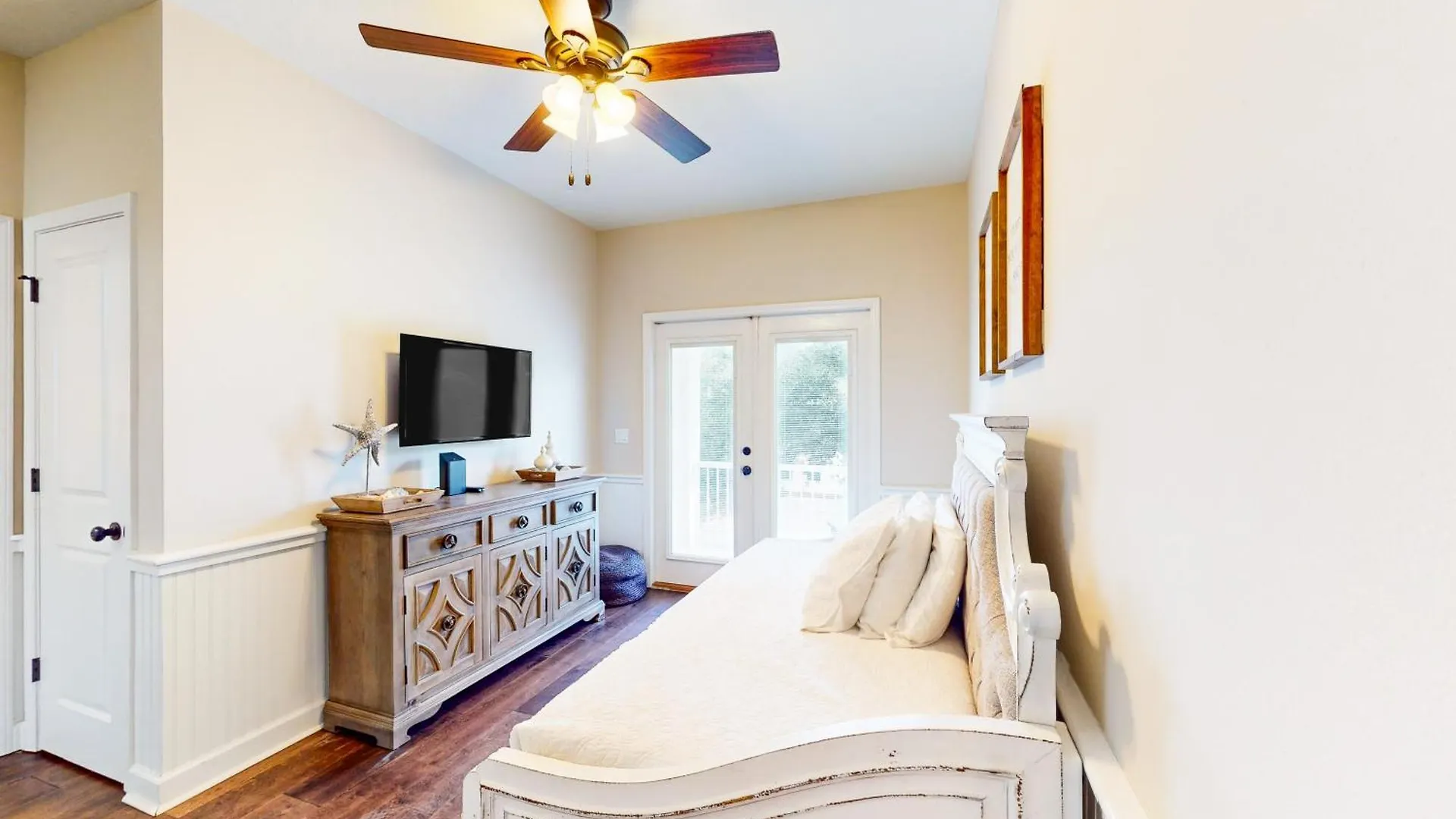 Villages Of Crystal Beach: Vitamin Sea Destin