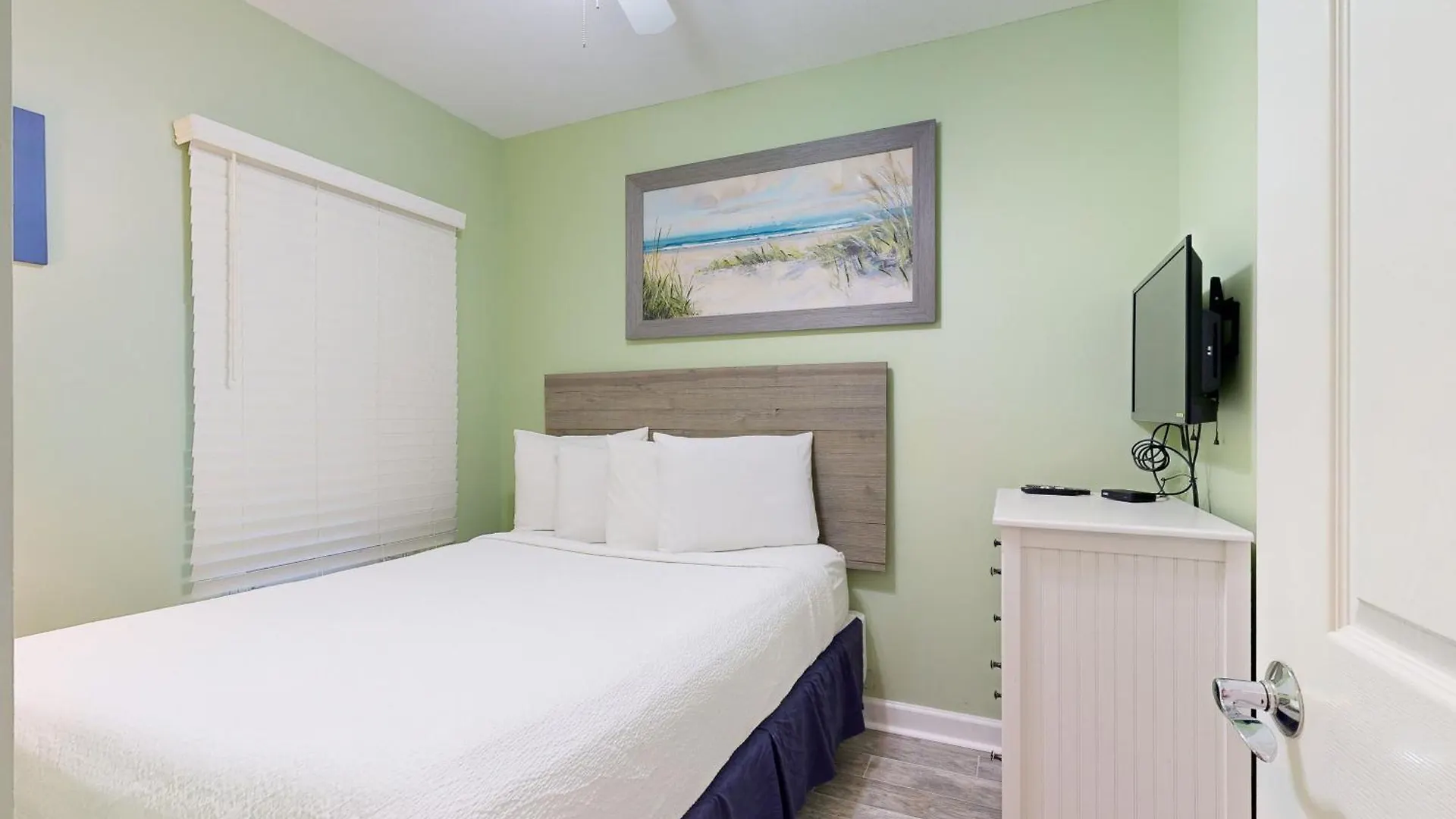 Sterling Shores 510 *