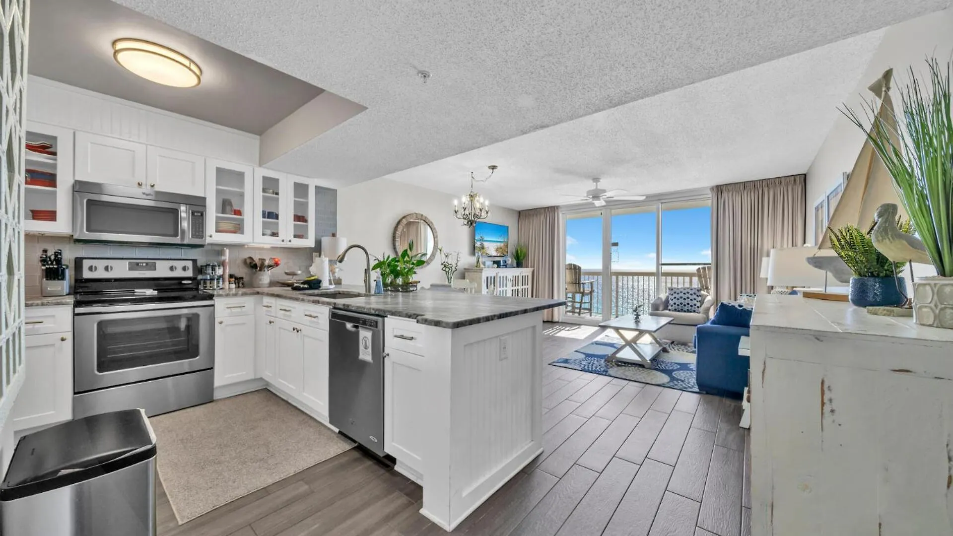 Pelican Beach Unit 1109 Destin