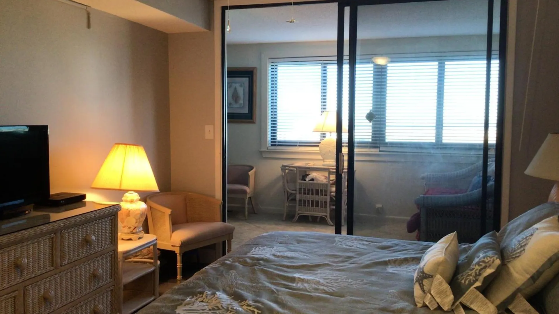 Jetty East 306b Apartment
