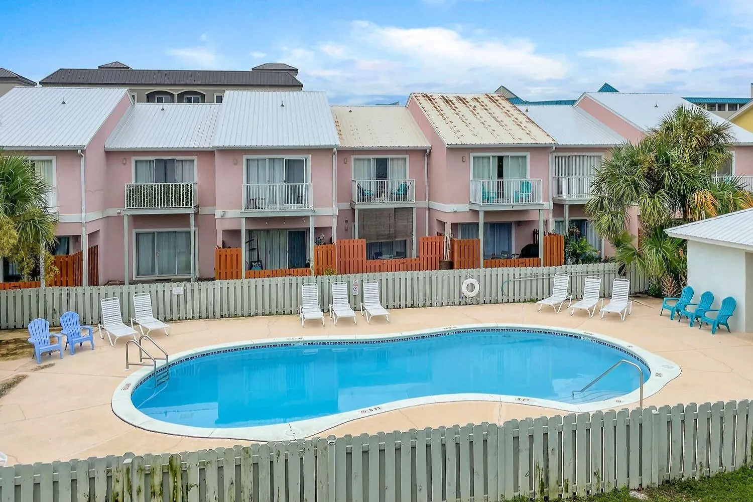 Coral Crab Townhouse