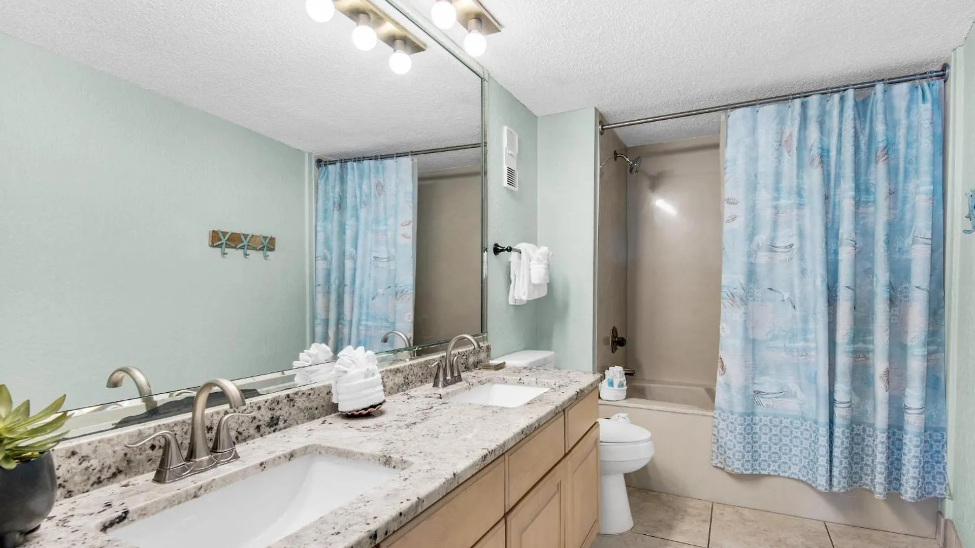 Holiday home Edgewater #1007 *