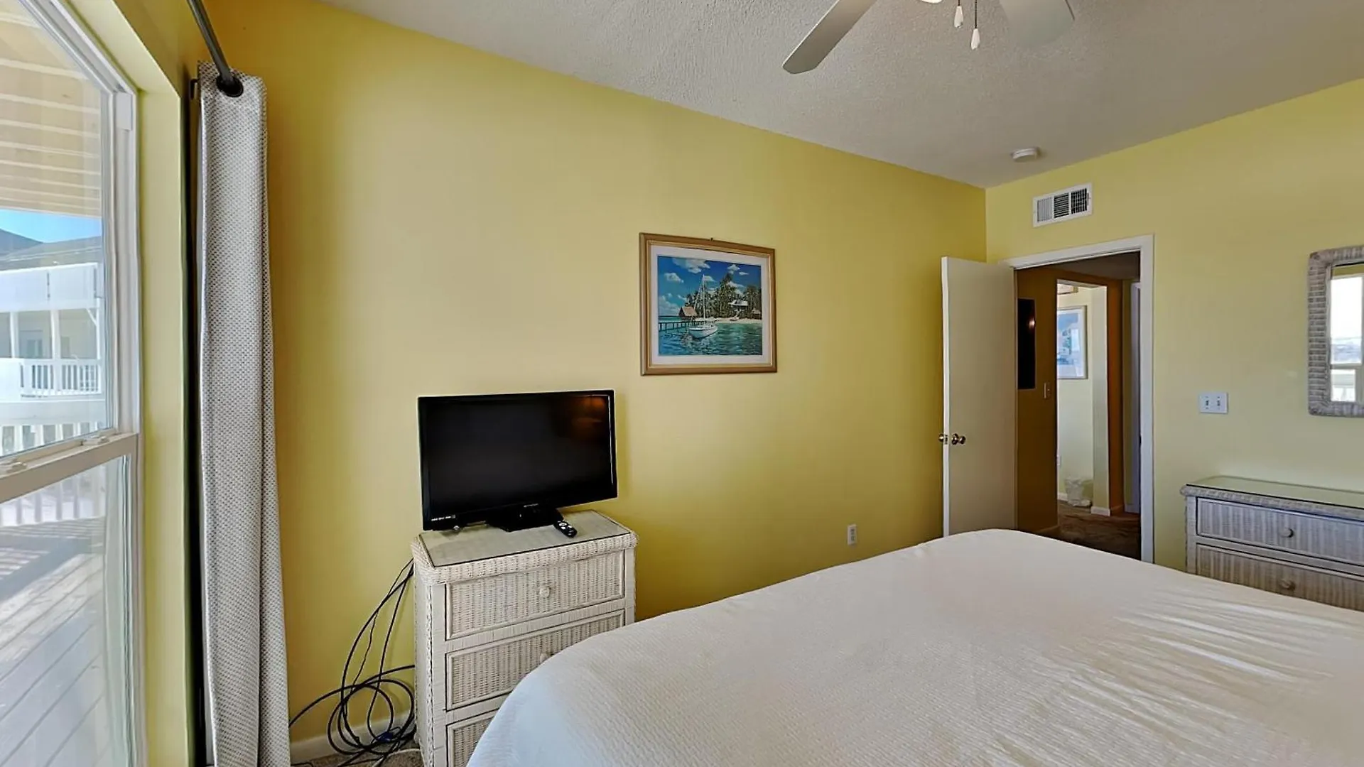Sandpiper Cove #1121 Apartment