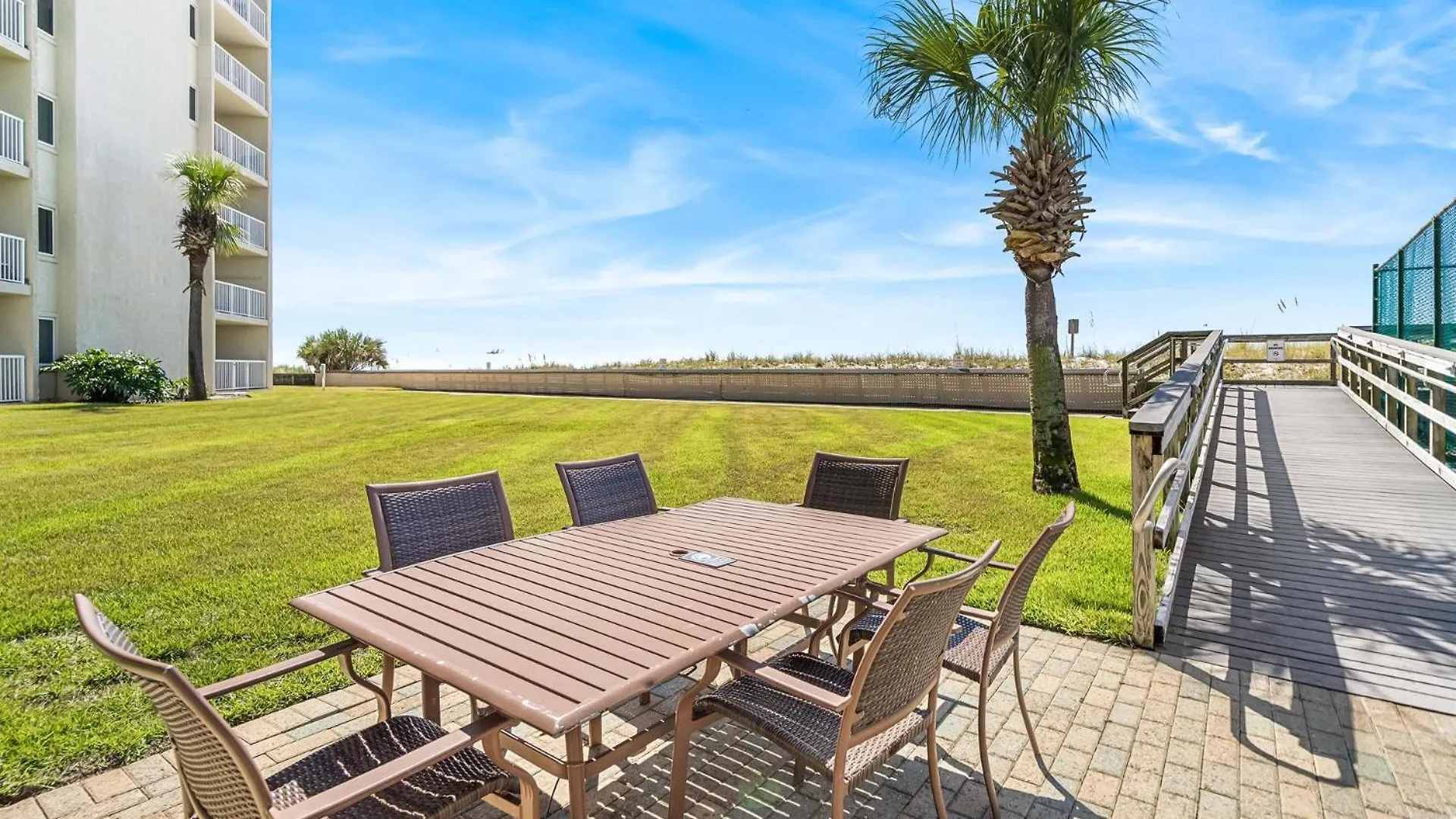 Holiday home Surf And Racquet Unit 705