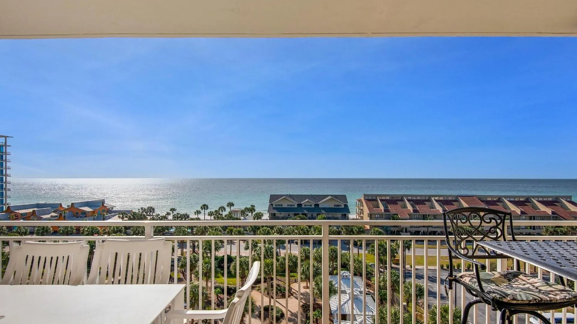 Sterling Shores 718 *
