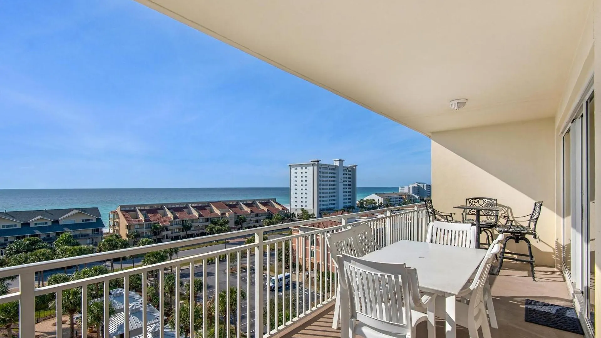 Sterling Shores 718 *