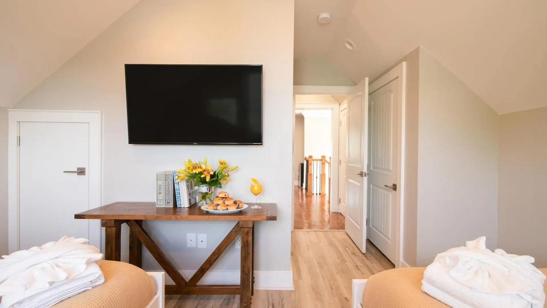 Edgewater By Avantstay Gorgeous Character Lakefront W Private Dock Holiday home Destin