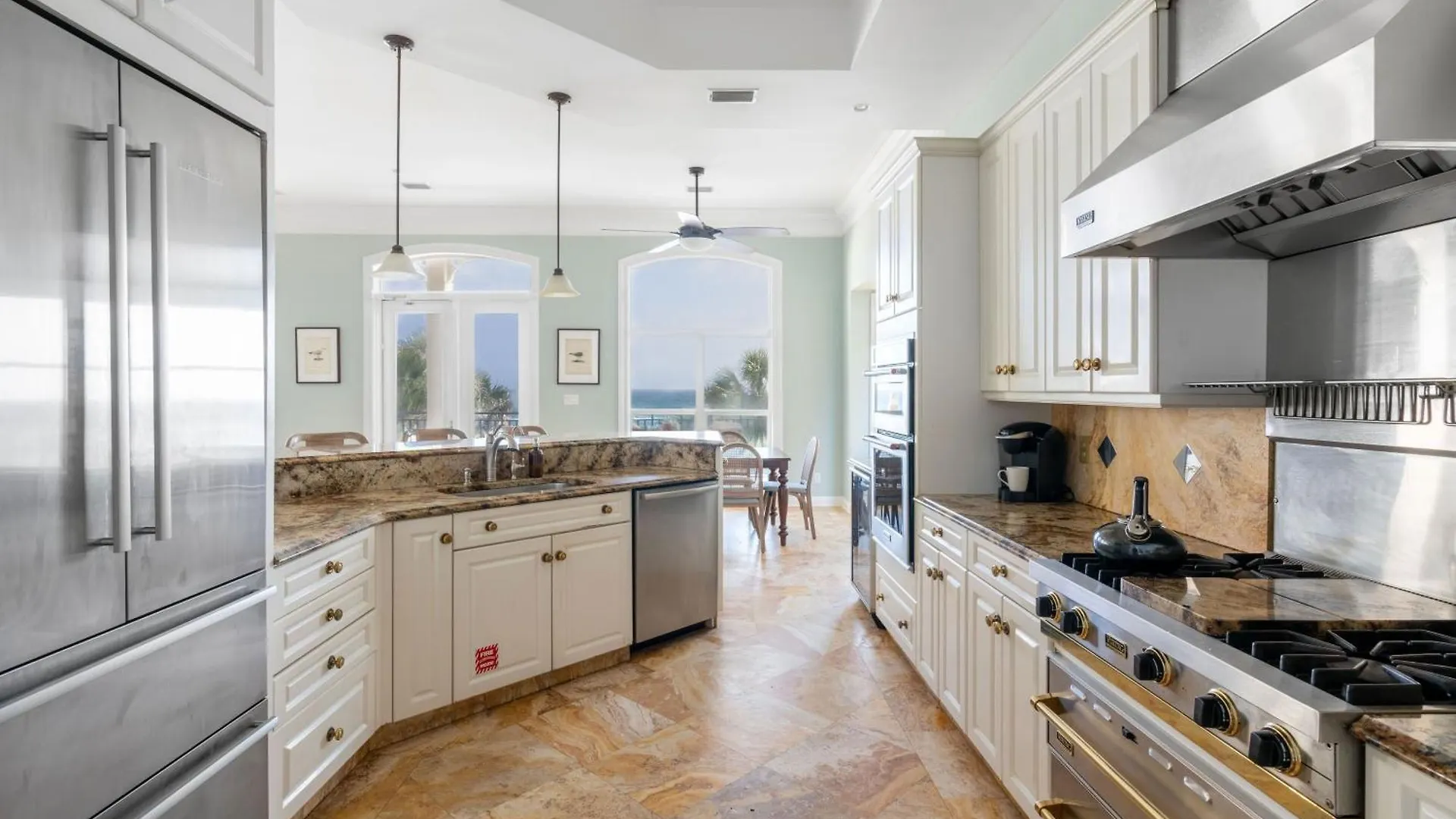 Promenade By Avantstay Front Mansion W Breathtaking Views Pool