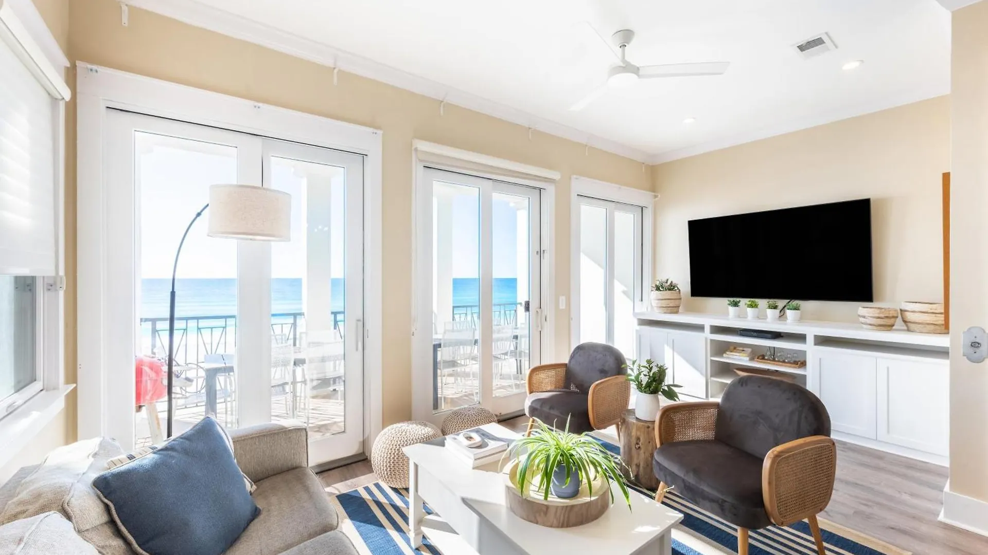 Holiday home Seabird By Avantstay Beachfront W Plunge Pool Amazing Views *